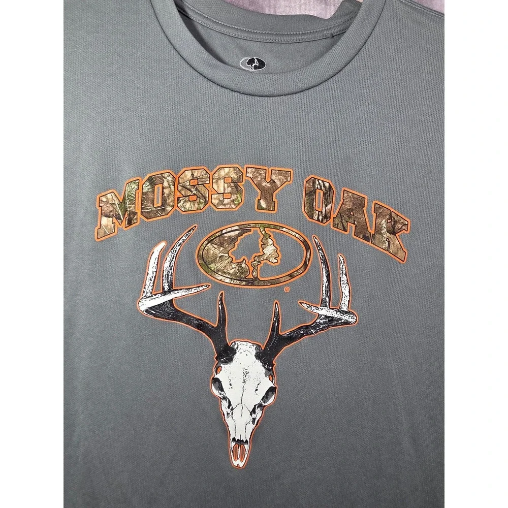 Mossy Oak Mens XL Long Sleeve Performance Shirt Sage Green Deer Skull Graphic